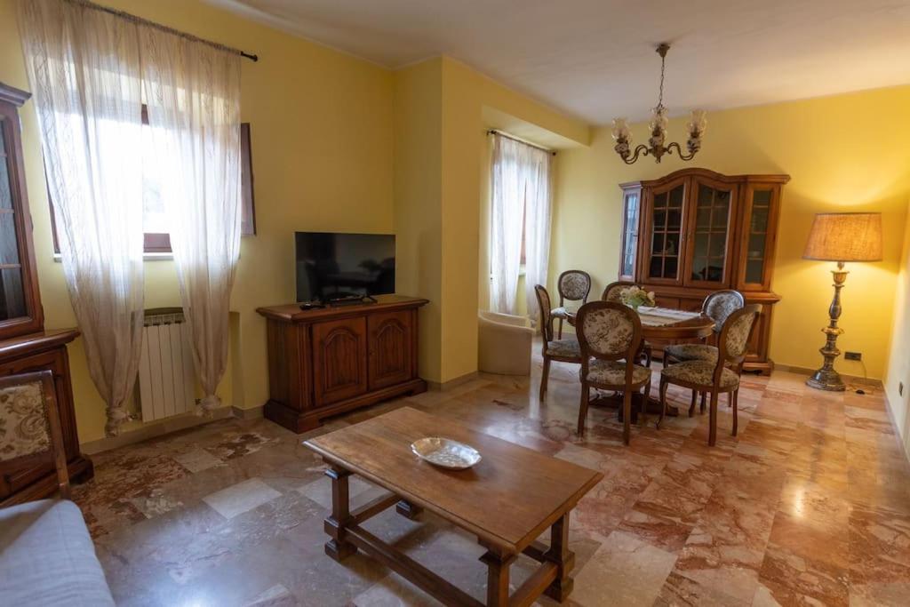 Caldora Apartment L'Aquila Luaran gambar